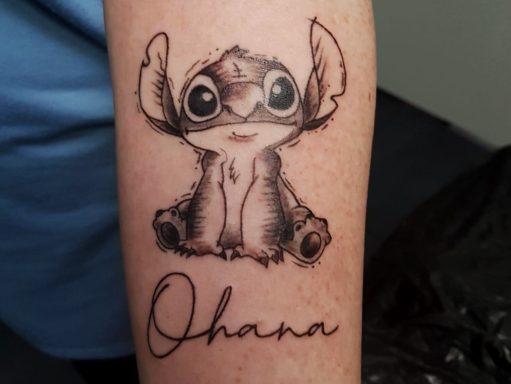 Stich Tattoo Ohana sketchwork Style