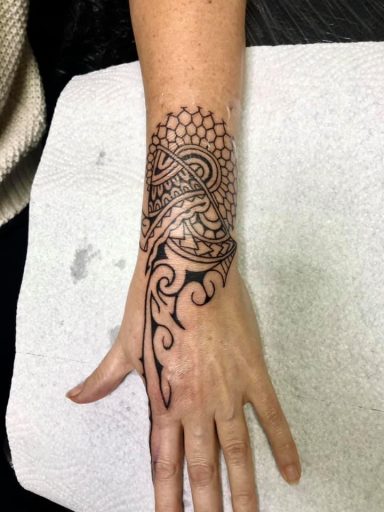 Maori Handtattoo